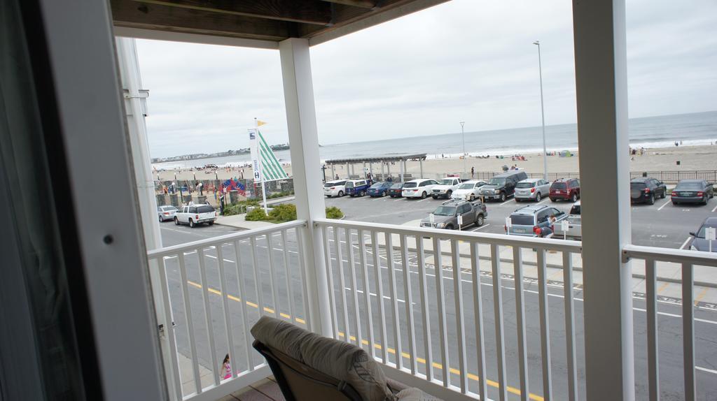Atlantic Sands Hampton Exterior photo